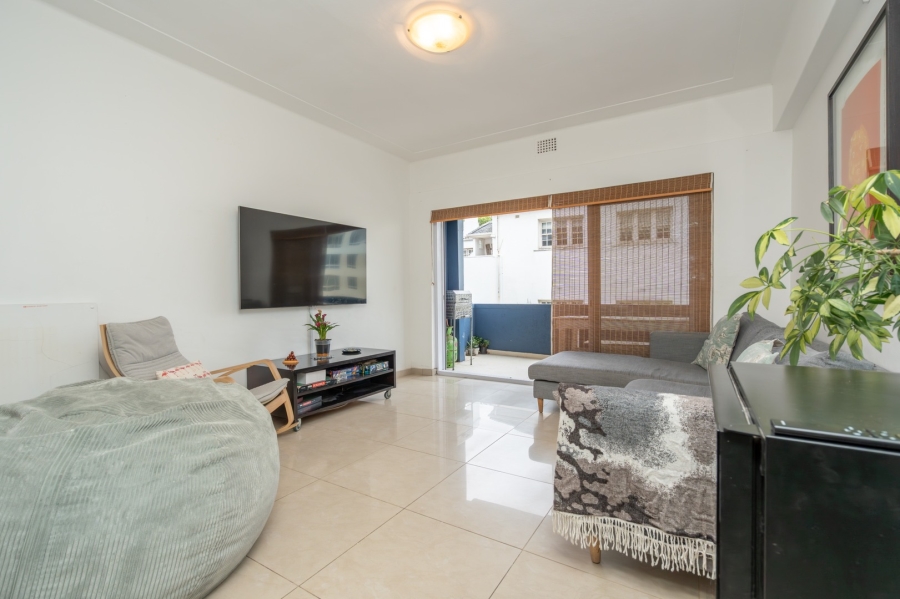 2 Bedroom Property for Sale in Three Anchor Bay Western Cape